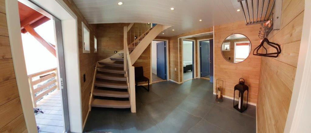 Andoy Vest Rorbuer Reine Villa Екстериор снимка