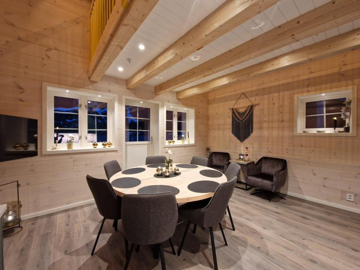 Andoy Vest Rorbuer Reine Villa Екстериор снимка